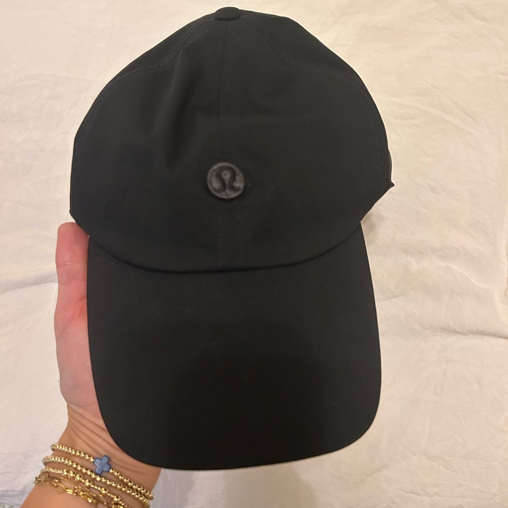 lululemon athletica Classic Black Cap